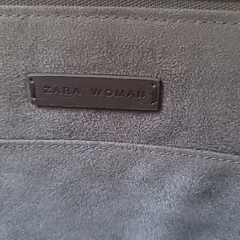 ZARA WOMAN Leather iPad Case